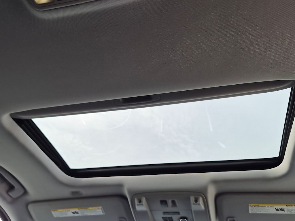 Thumbnail: 2016 Cadillac Escalade - 27