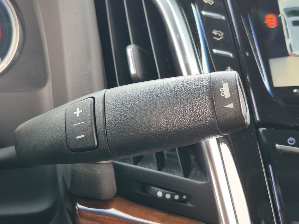 Thumbnail: 2016 Cadillac Escalade - 34