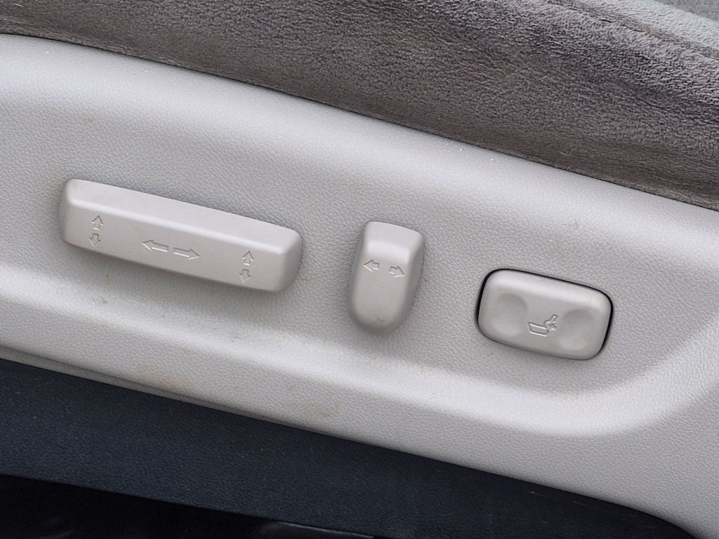 Thumbnail: 2012 Honda Accord - 27