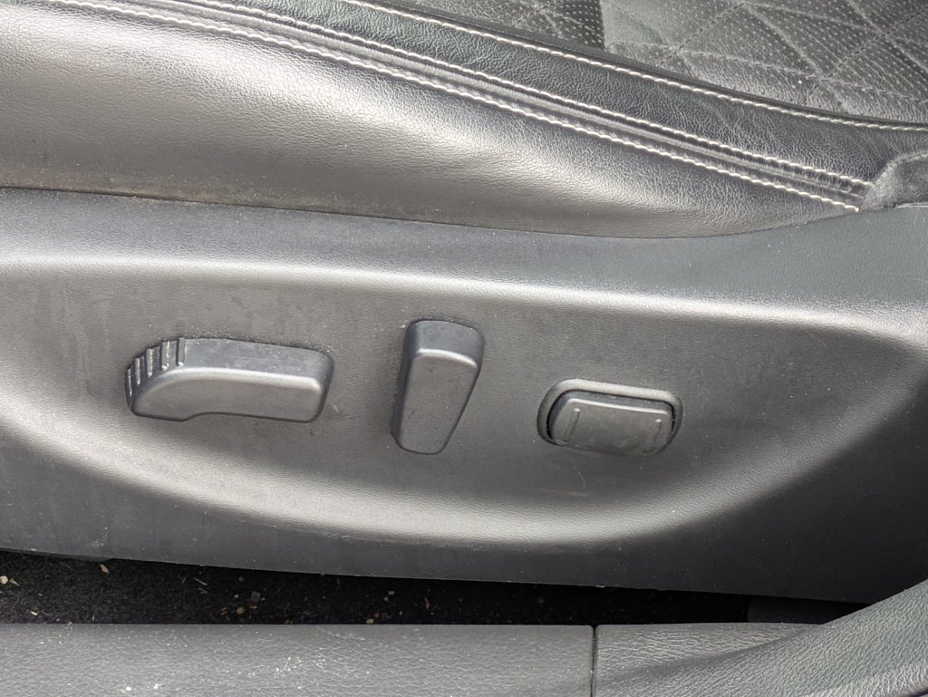 Thumbnail: 2017 Nissan Maxima - 25