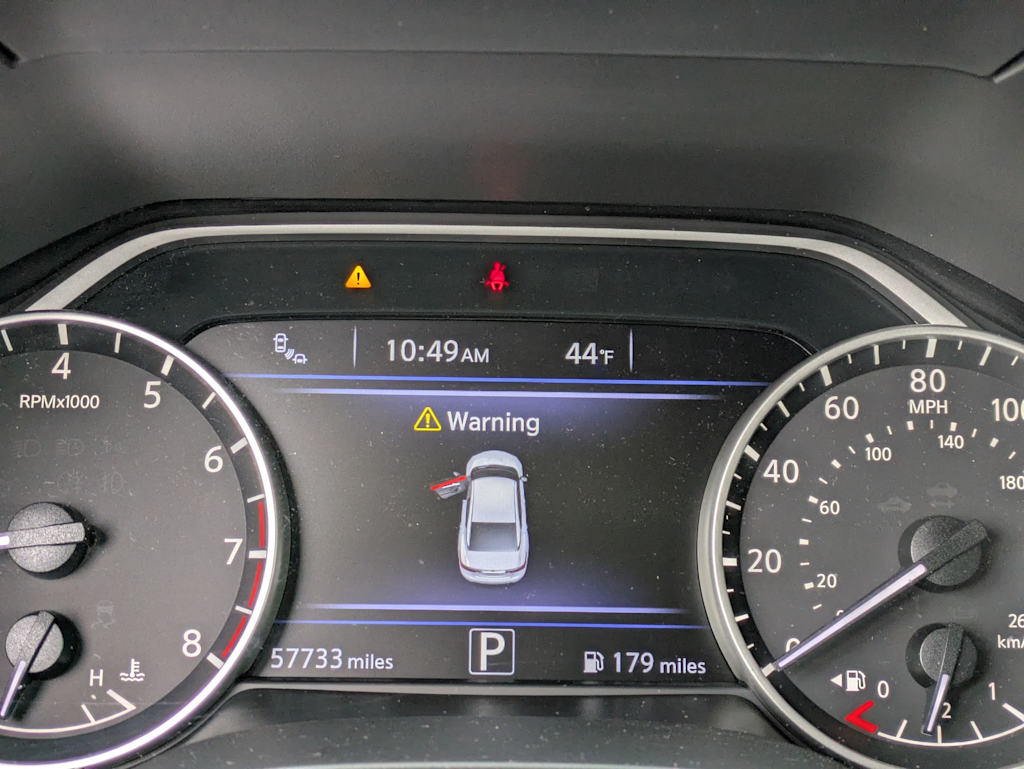 Thumbnail: 2017 Nissan Maxima - 16