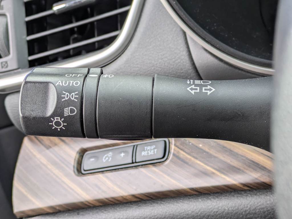 Thumbnail: 2017 Nissan Maxima - 15