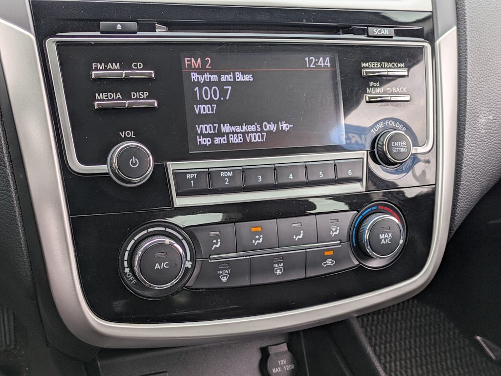 Thumbnail: 2018 Nissan Altima - 12