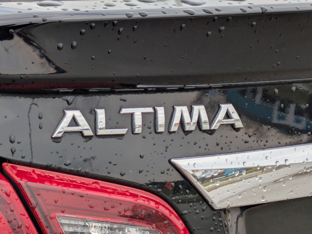 Thumbnail: 2018 Nissan Altima - 23