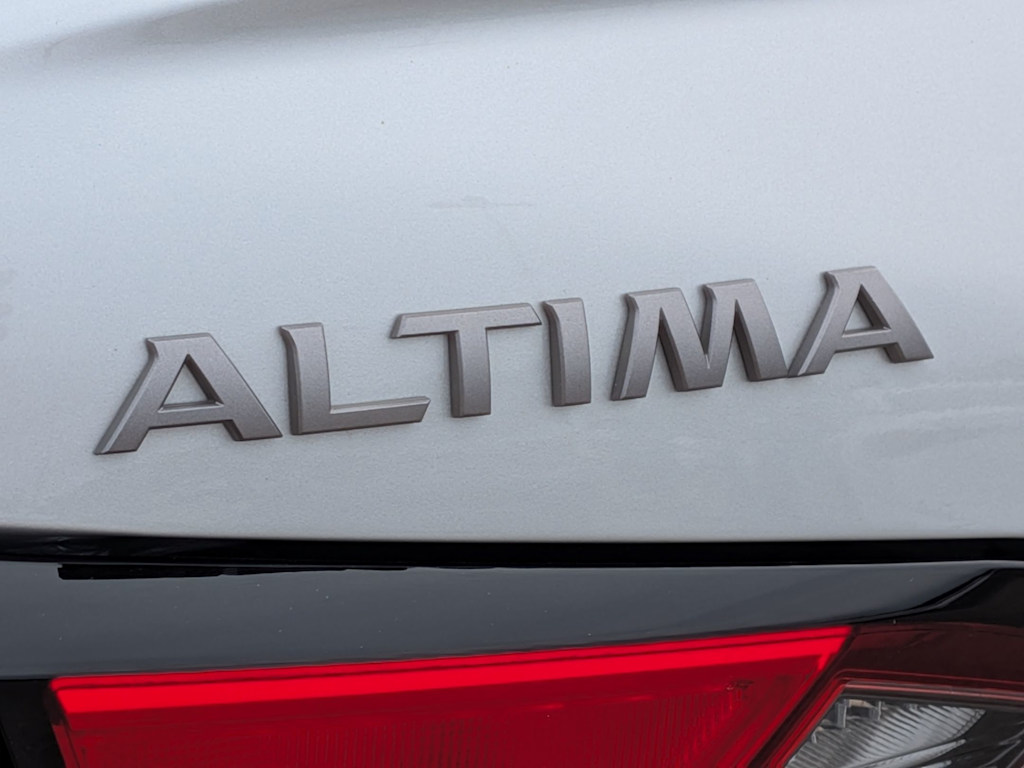 Thumbnail: 2023 Nissan Altima - 6