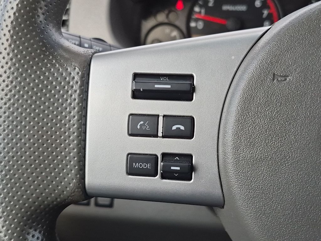 Thumbnail: 2013 Nissan Frontier - 27