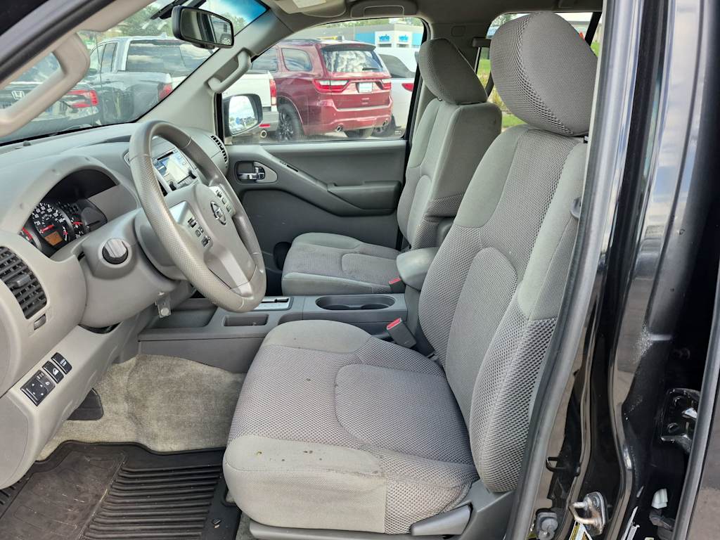 Thumbnail: 2013 Nissan Frontier - 10