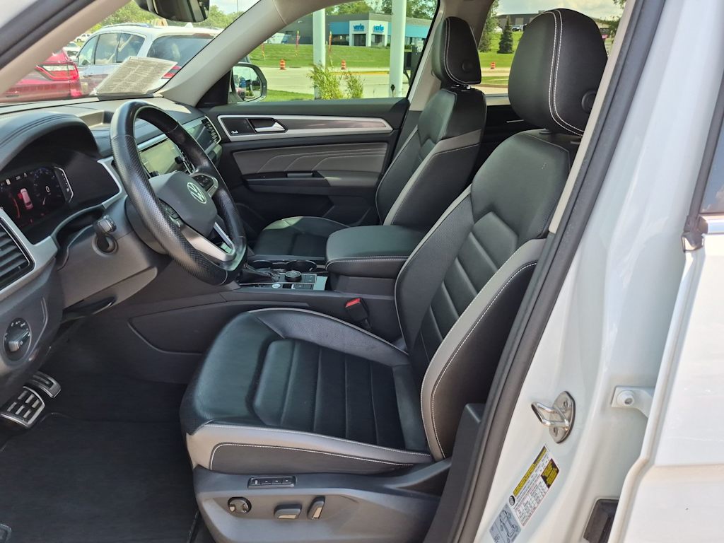 Thumbnail: 2021 Volkswagen Atlas - 10