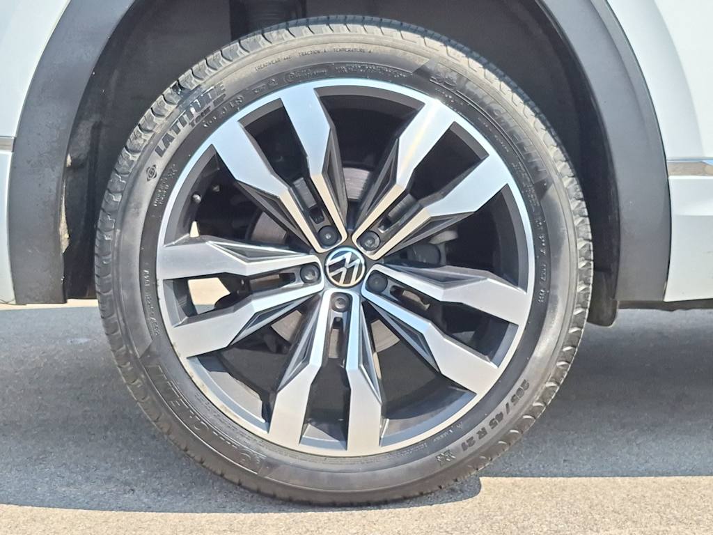 Thumbnail: 2021 Volkswagen Atlas - 8