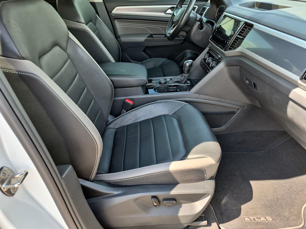 Thumbnail: 2021 Volkswagen Atlas - 30
