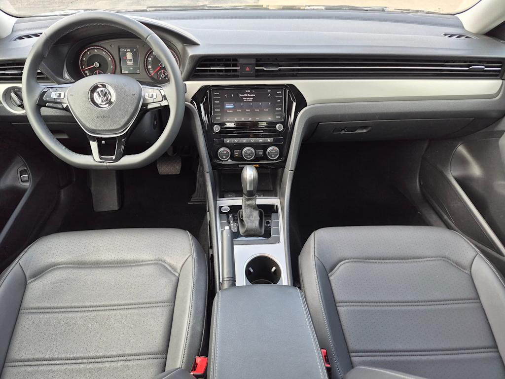 Thumbnail: 2022 Volkswagen Passat - 13