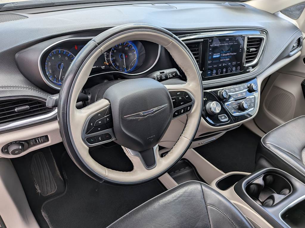 Thumbnail: 2018 Chrysler Pacifica - 2