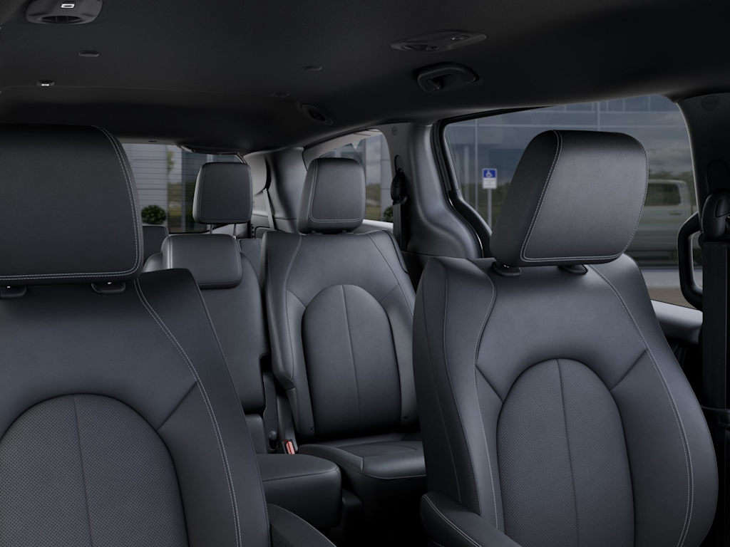 Thumbnail: 2027 Chrysler Pacifica - 26