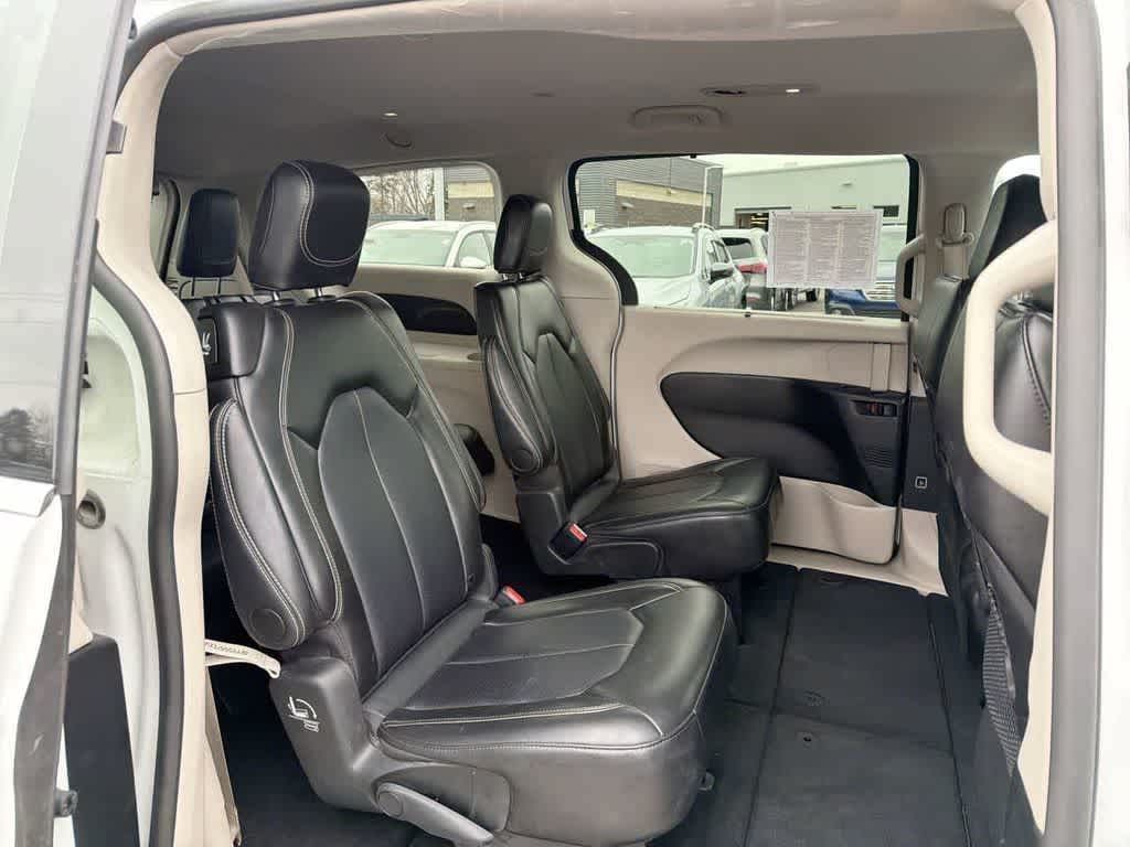 Thumbnail: 2024 Chrysler Pacifica - 29