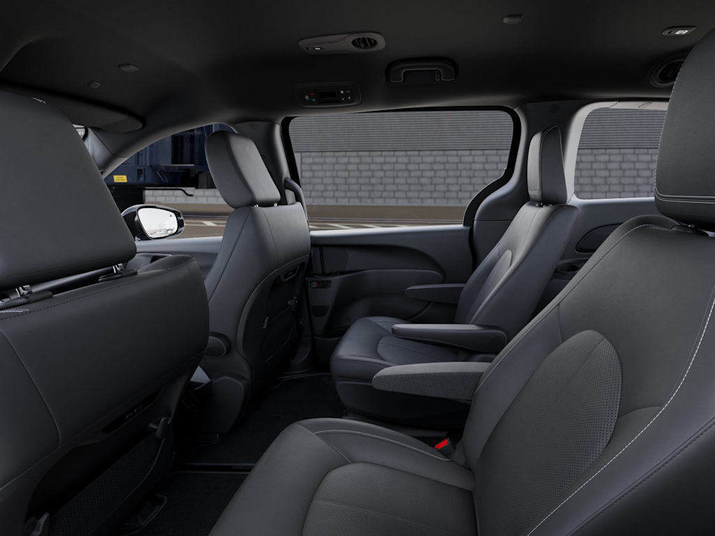 Thumbnail: 2027 Chrysler Pacifica - 9