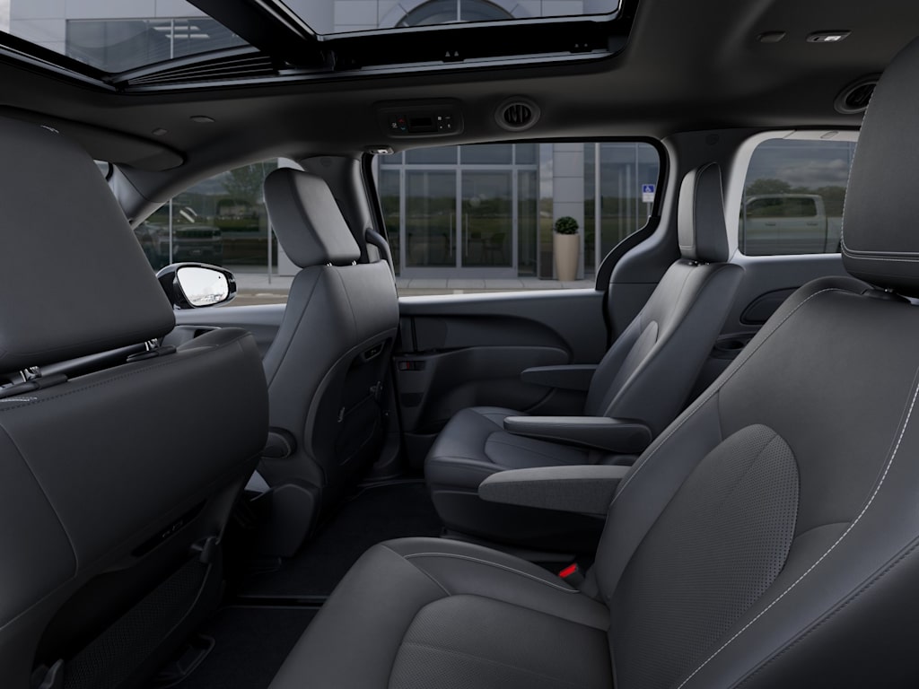 Thumbnail: 2027 Chrysler Pacifica - 24
