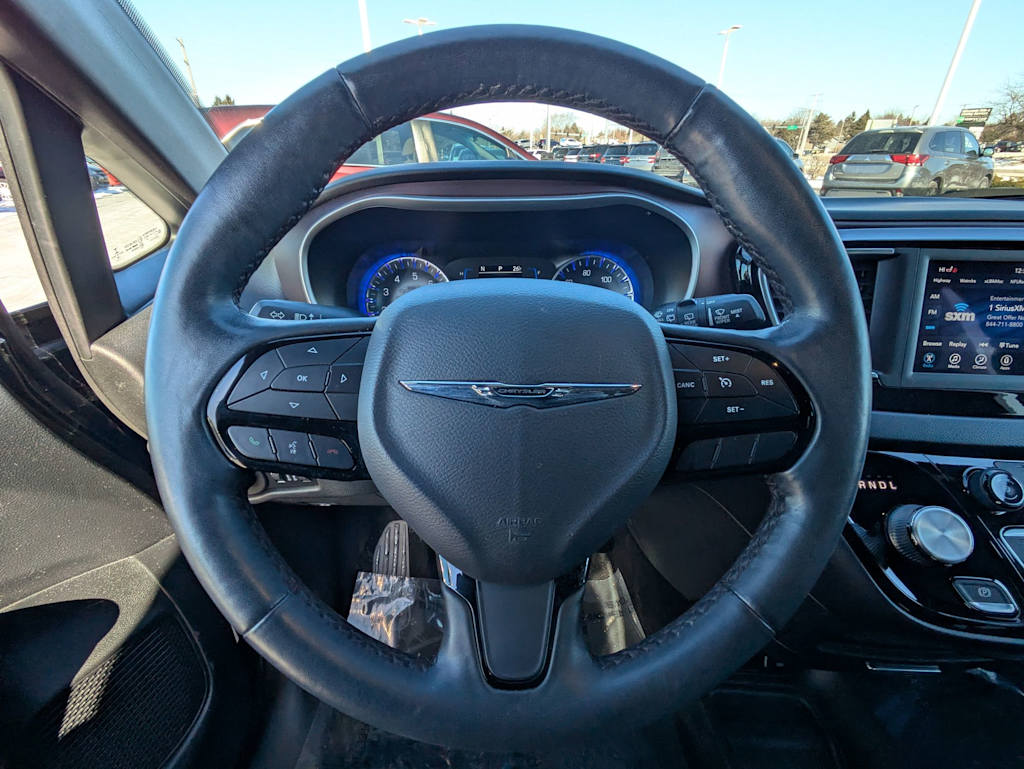 Thumbnail: 2020 Chrysler Pacifica - 13