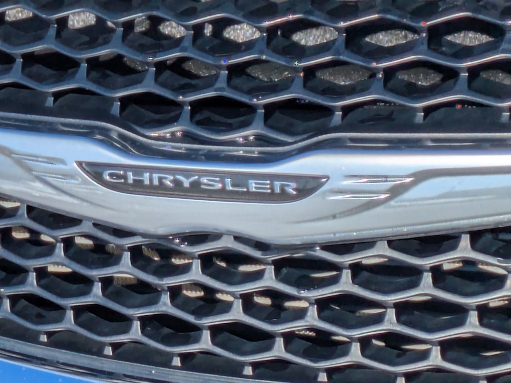 Thumbnail: 2020 Chrysler Pacifica - 7