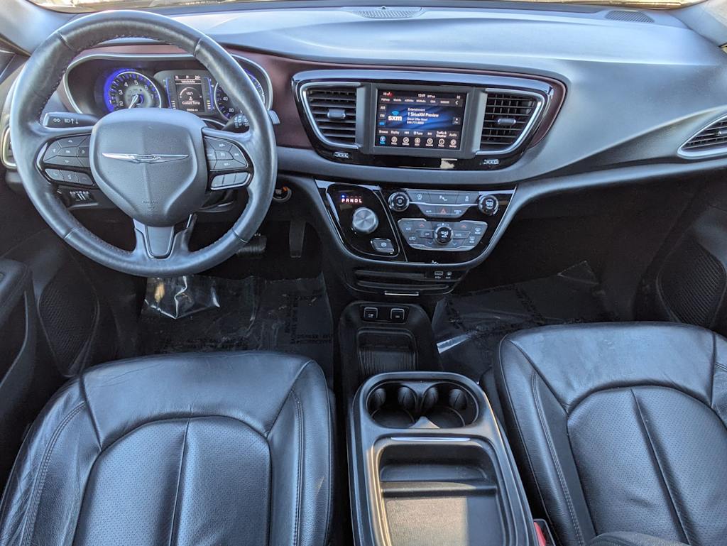 Thumbnail: 2020 Chrysler Pacifica - 9