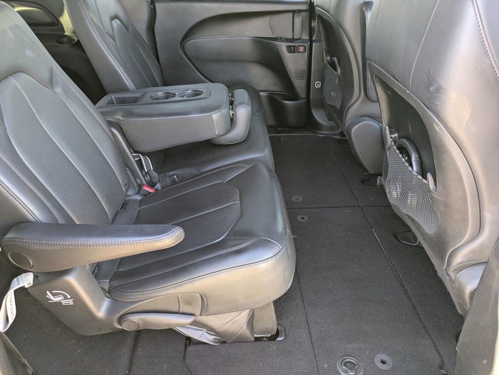 Thumbnail: 2020 Chrysler Pacifica - 11