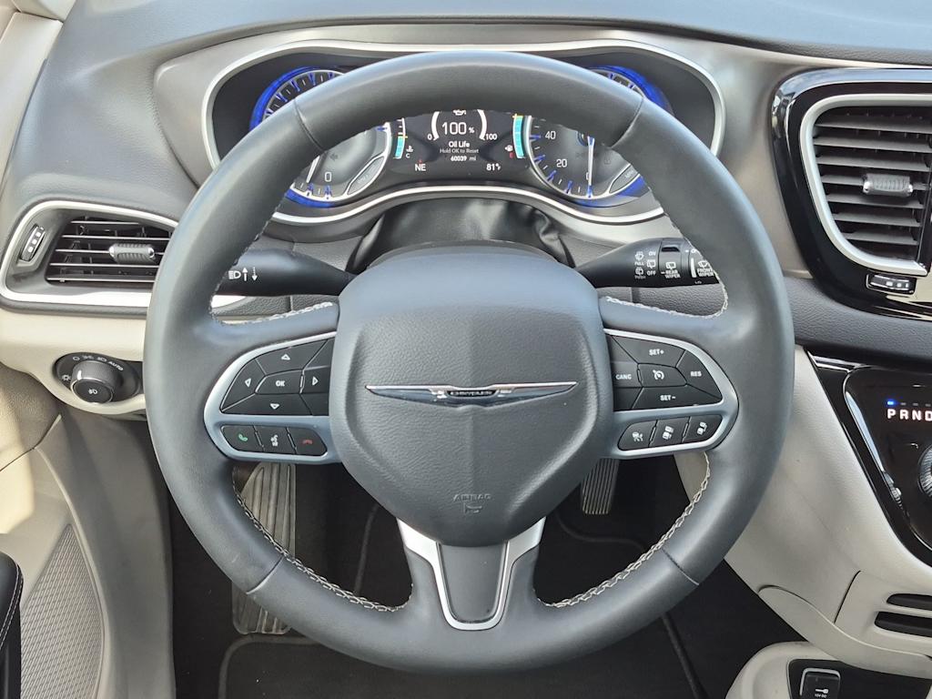 Thumbnail: 2024 Chrysler Pacifica - 13