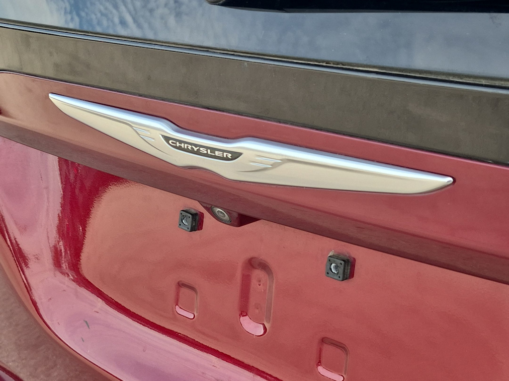 Thumbnail: 2021 Chrysler Voyager - 7
