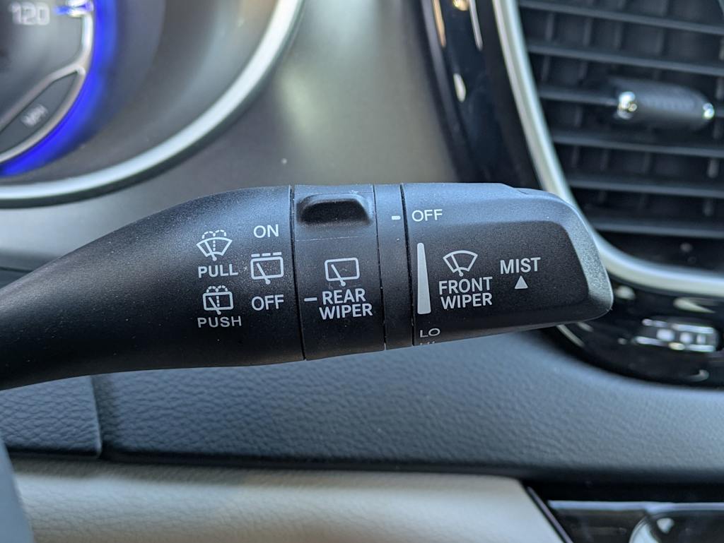 Thumbnail: 2020 Chrysler Pacifica - 15