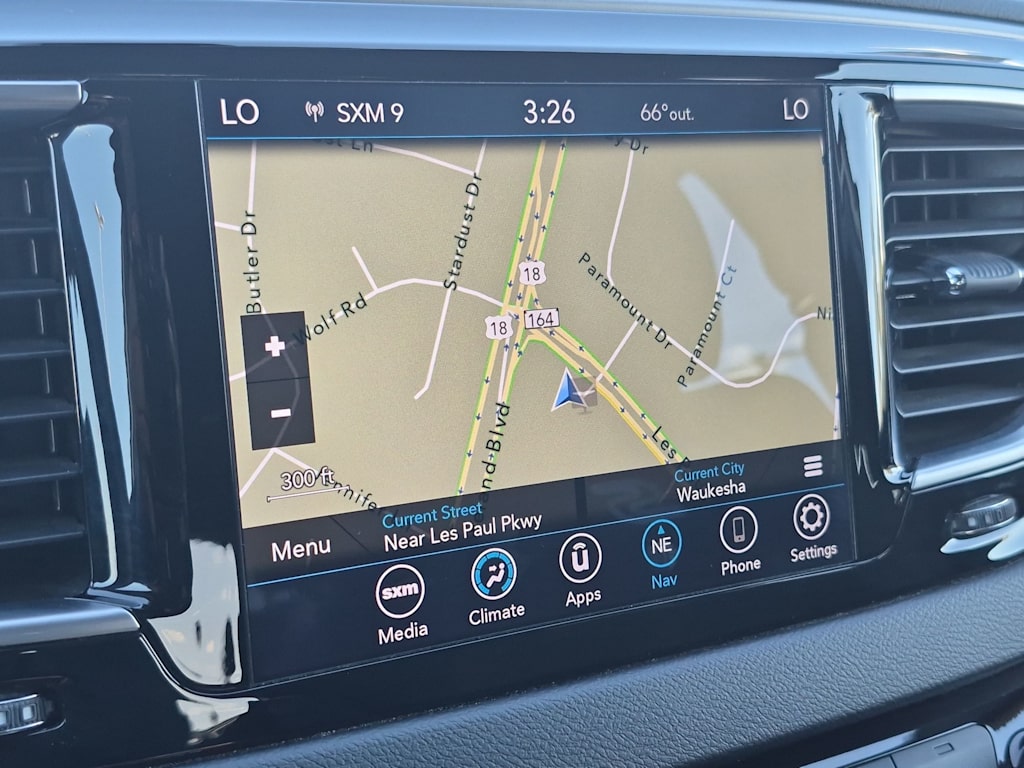 Thumbnail: 2019 Chrysler Pacifica - 30