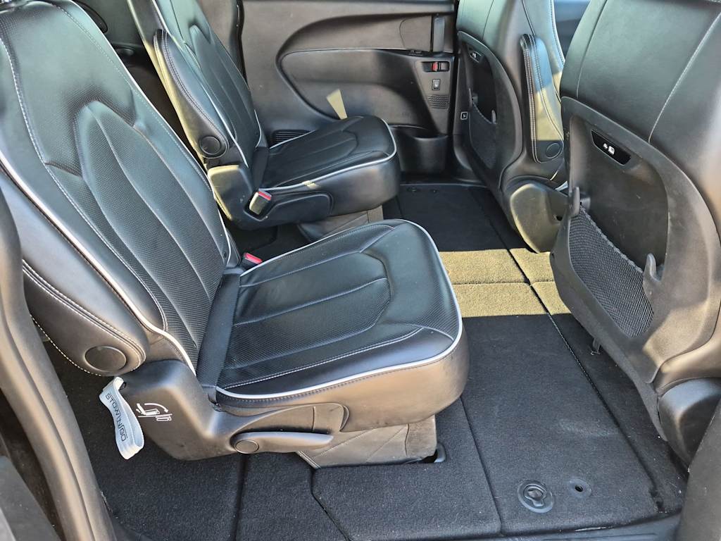 Thumbnail: 2025 Chrysler Pacifica - 27
