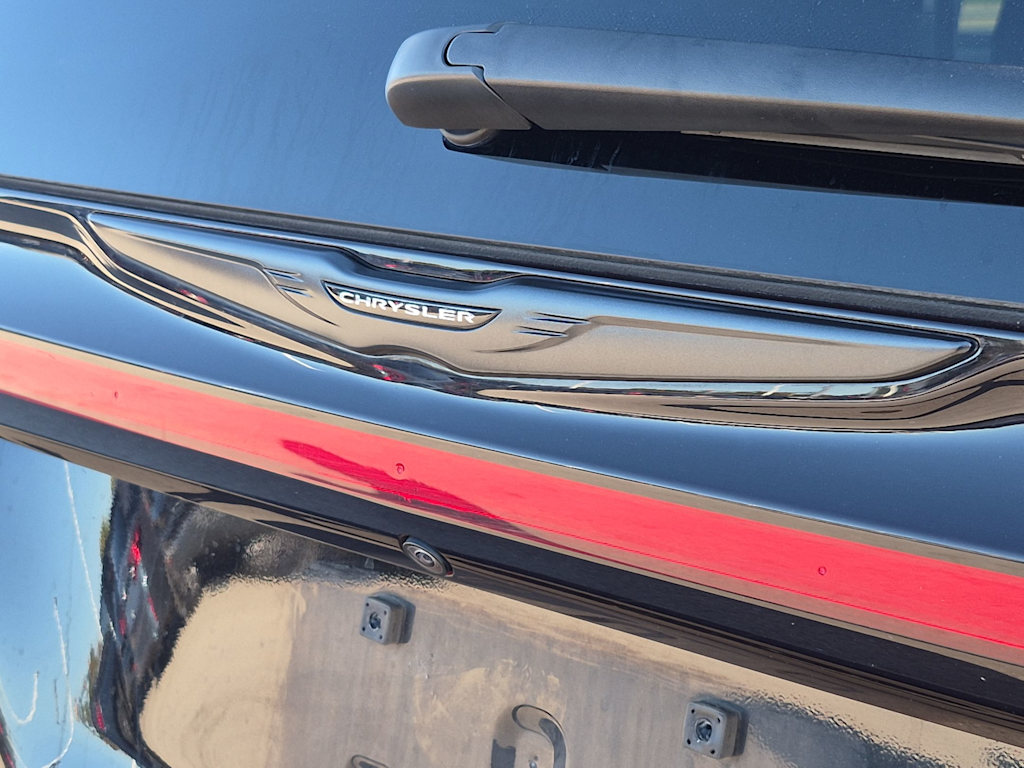Thumbnail: 2025 Chrysler Pacifica - 25