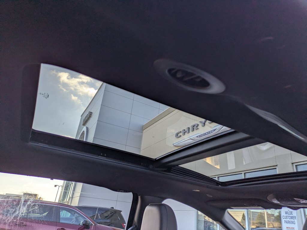 Thumbnail: 2026 Chrysler Pacifica - 24