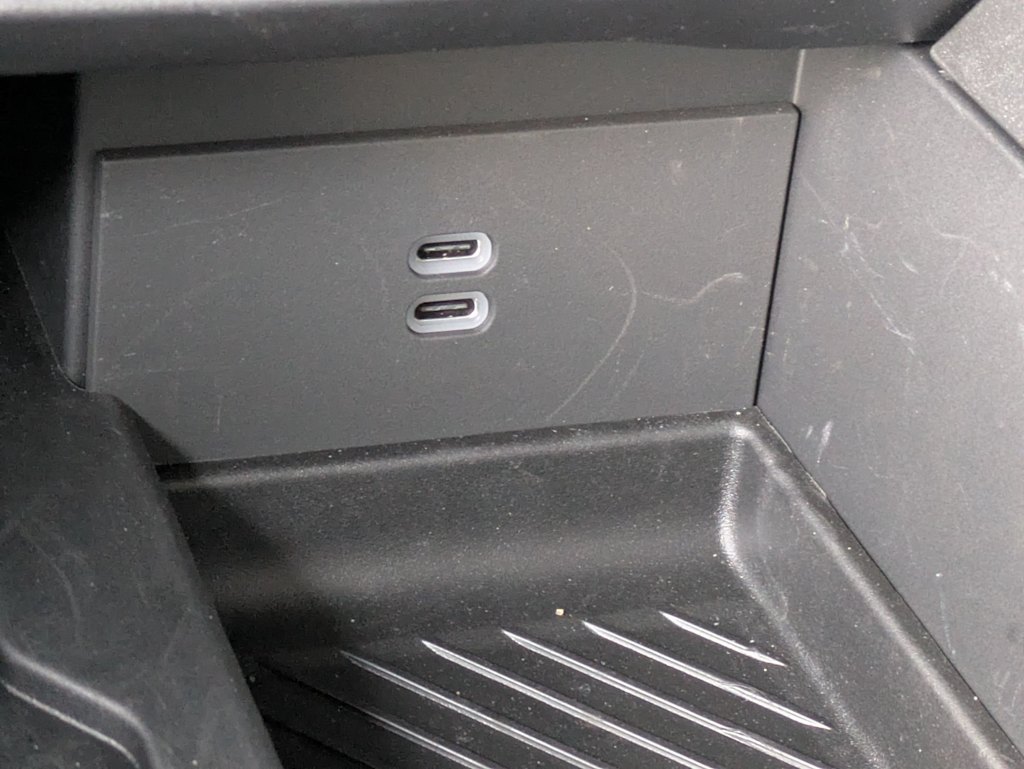 Thumbnail: 2026 Chrysler Pacifica - 31