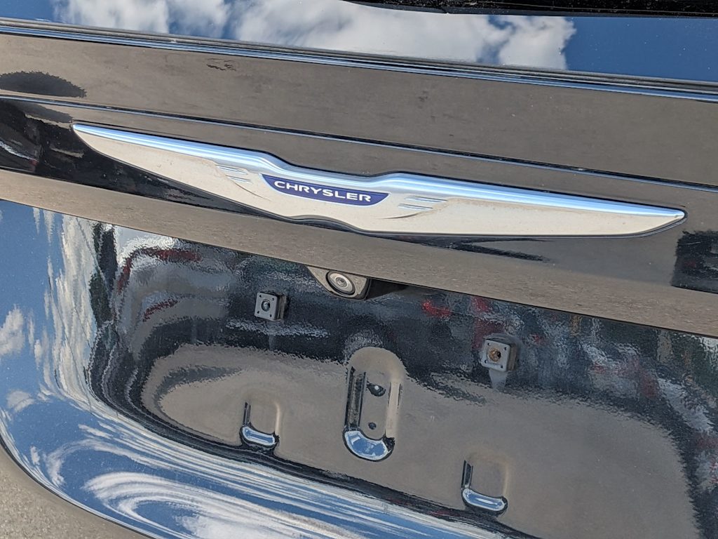 Thumbnail: 2020 Chrysler Pacifica - 22