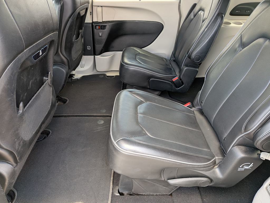 Thumbnail: 2020 Chrysler Pacifica - 25