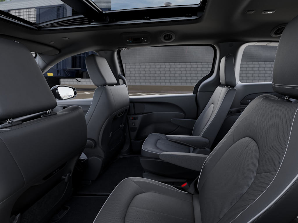 Thumbnail: 2027 Chrysler Pacifica - 9