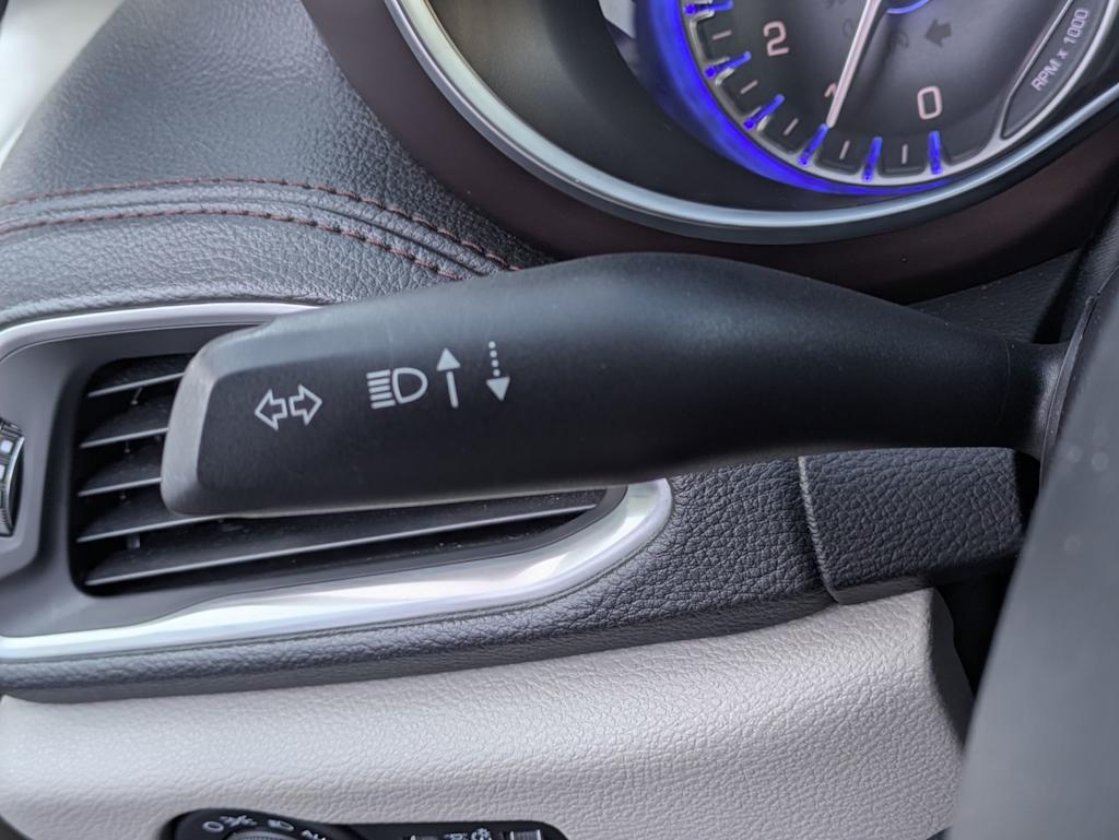 Thumbnail: 2017 Chrysler Pacifica - 31