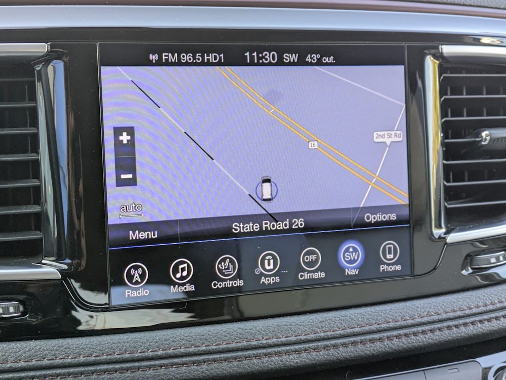 Thumbnail: 2017 Chrysler Pacifica - 32