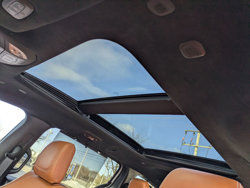 Thumbnail: 2024 Chrysler Pacifica - 25