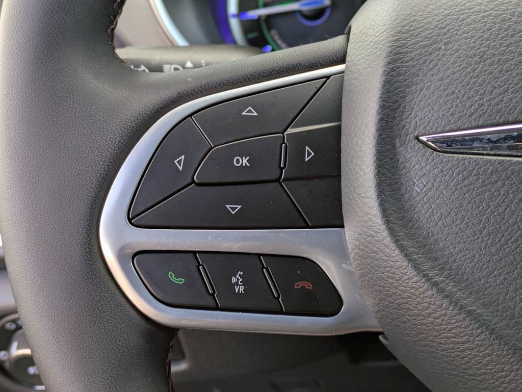 Thumbnail: 2024 Chrysler Pacifica - 28