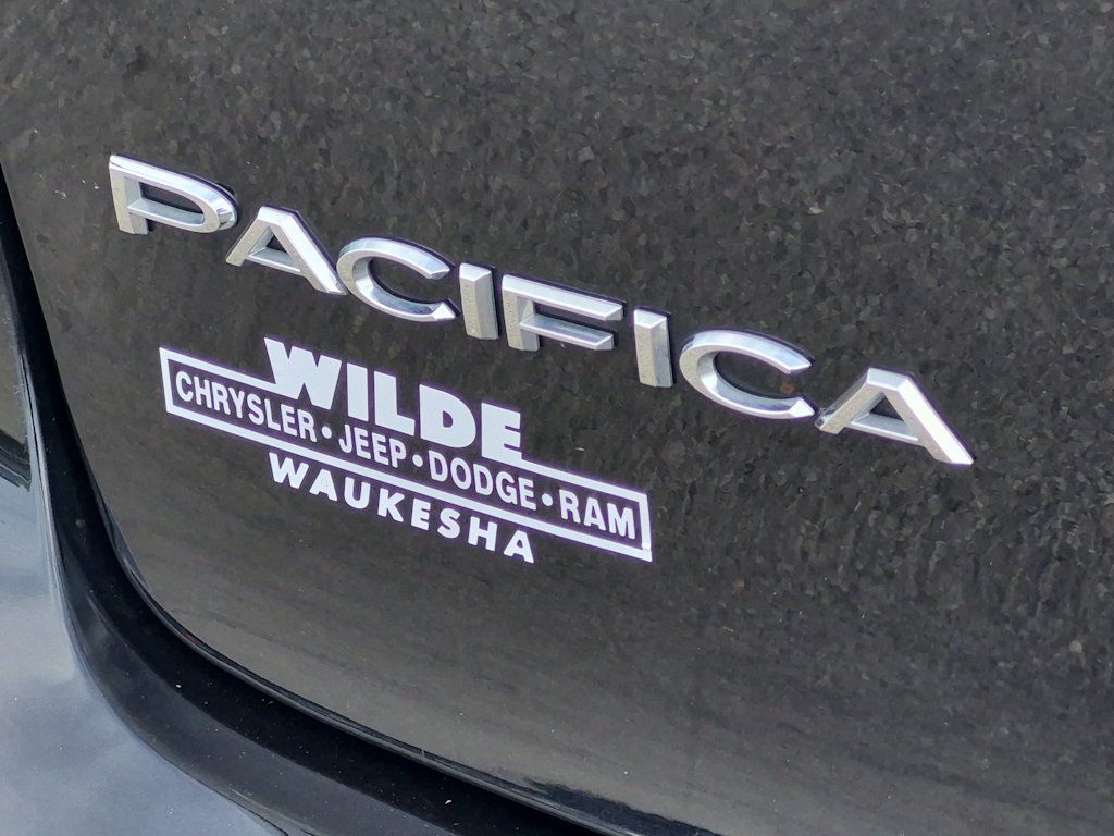 Thumbnail: 2024 Chrysler Pacifica - 7