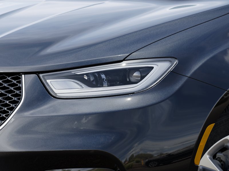 Thumbnail: 2026 Chrysler Pacifica - 18