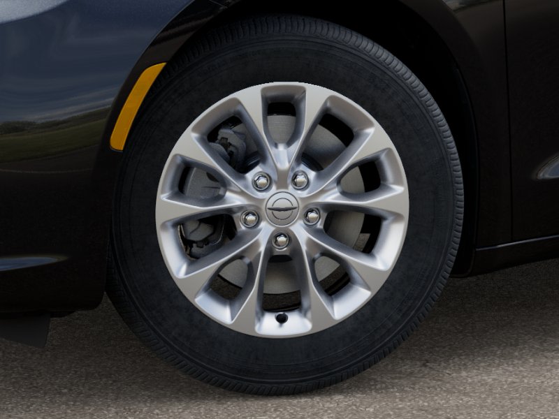 Thumbnail: 2026 Chrysler Pacifica - 6