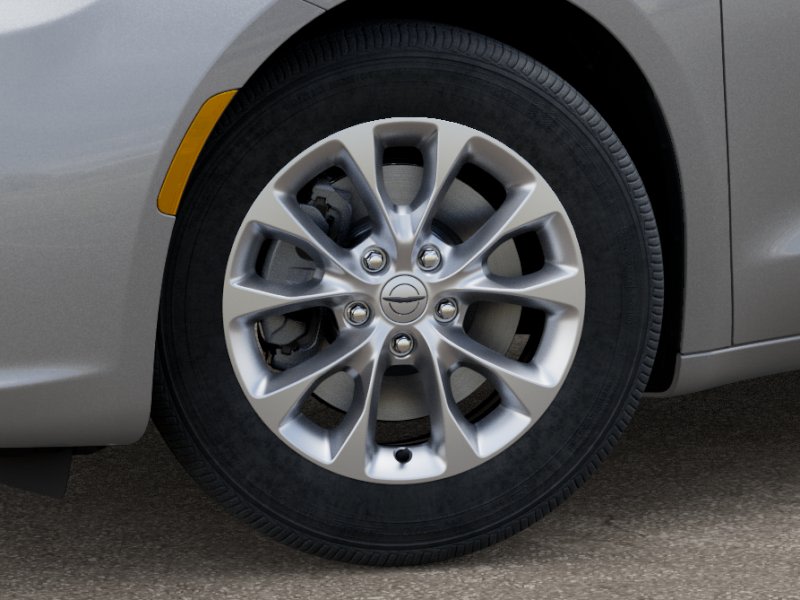 Thumbnail: 2026 Chrysler Pacifica - 7