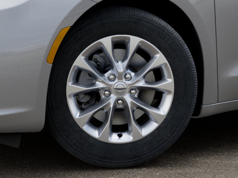 Thumbnail: 2026 Chrysler Pacifica - 7