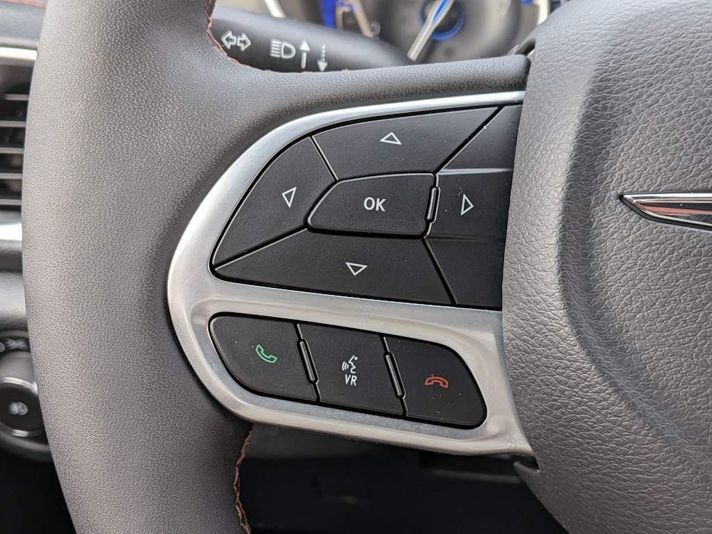 Thumbnail: 2025 Chrysler Pacifica - 29