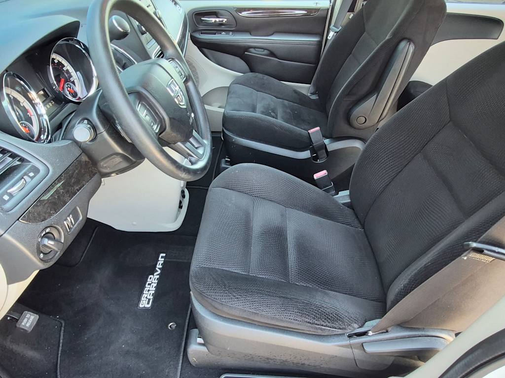 Thumbnail: 2015 Dodge Grand Caravan - 10