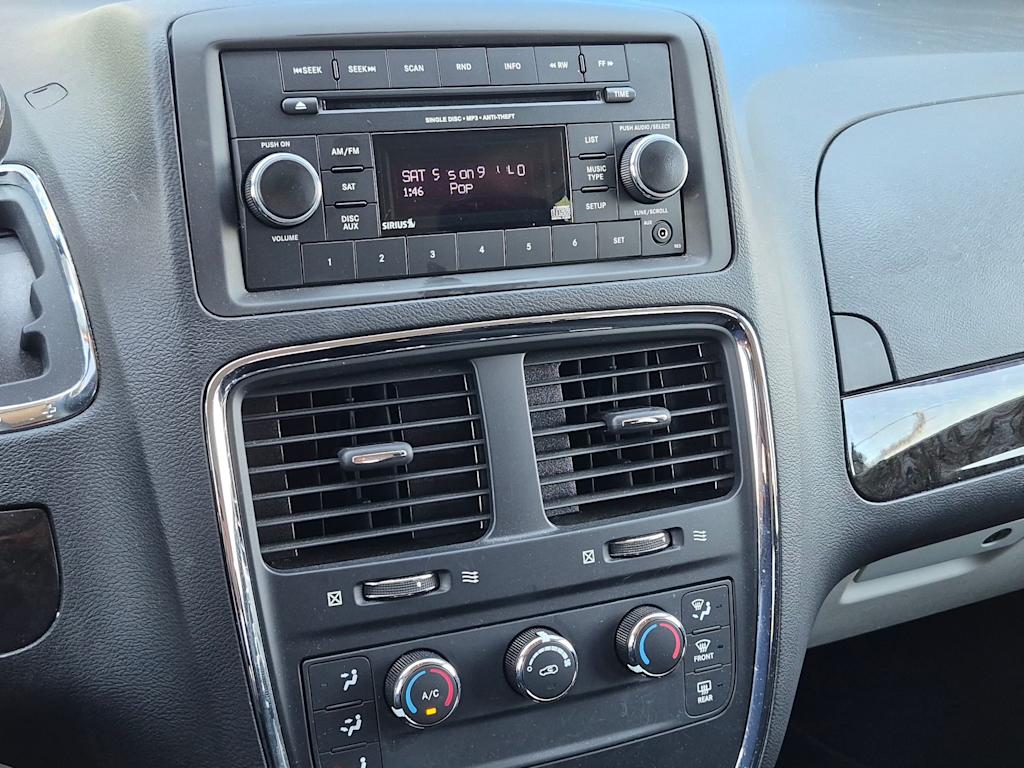 Thumbnail: 2015 Dodge Grand Caravan - 14
