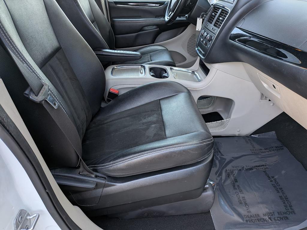 Thumbnail: 2019 Dodge Grand Caravan - 11