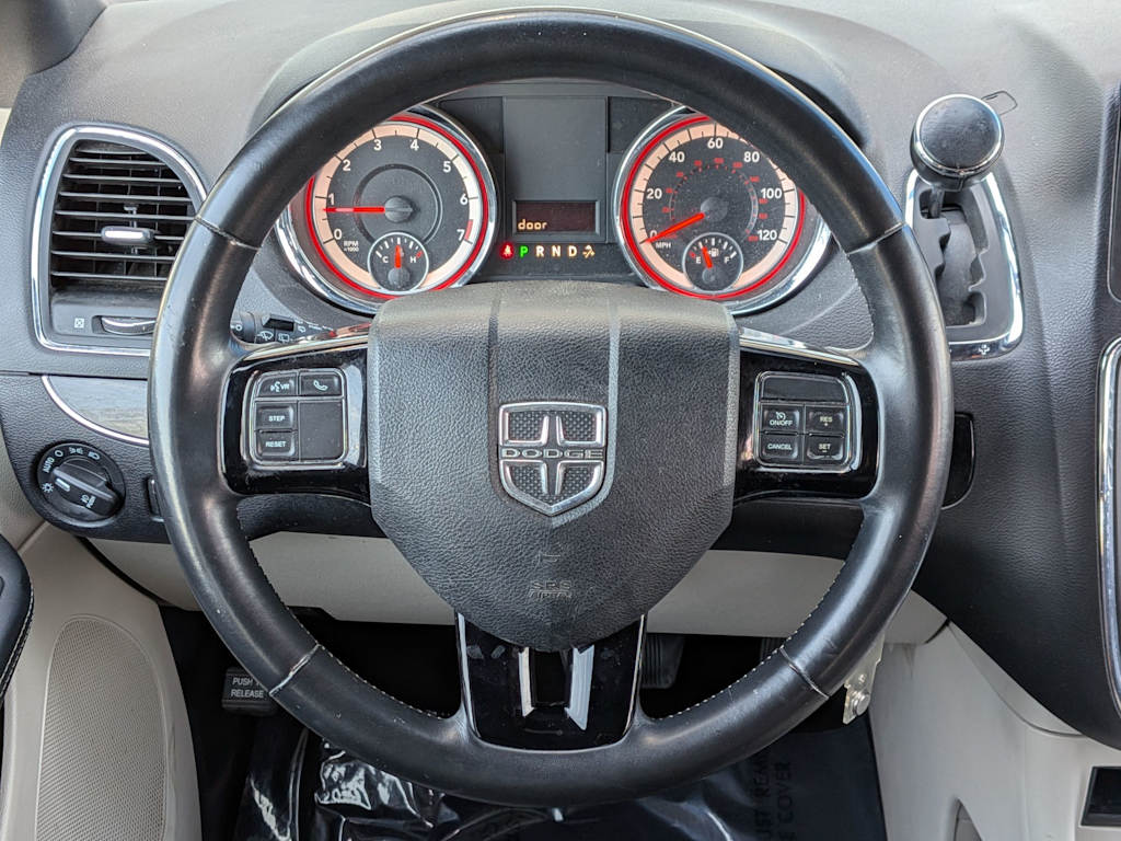 Thumbnail: 2019 Dodge Grand Caravan - 13