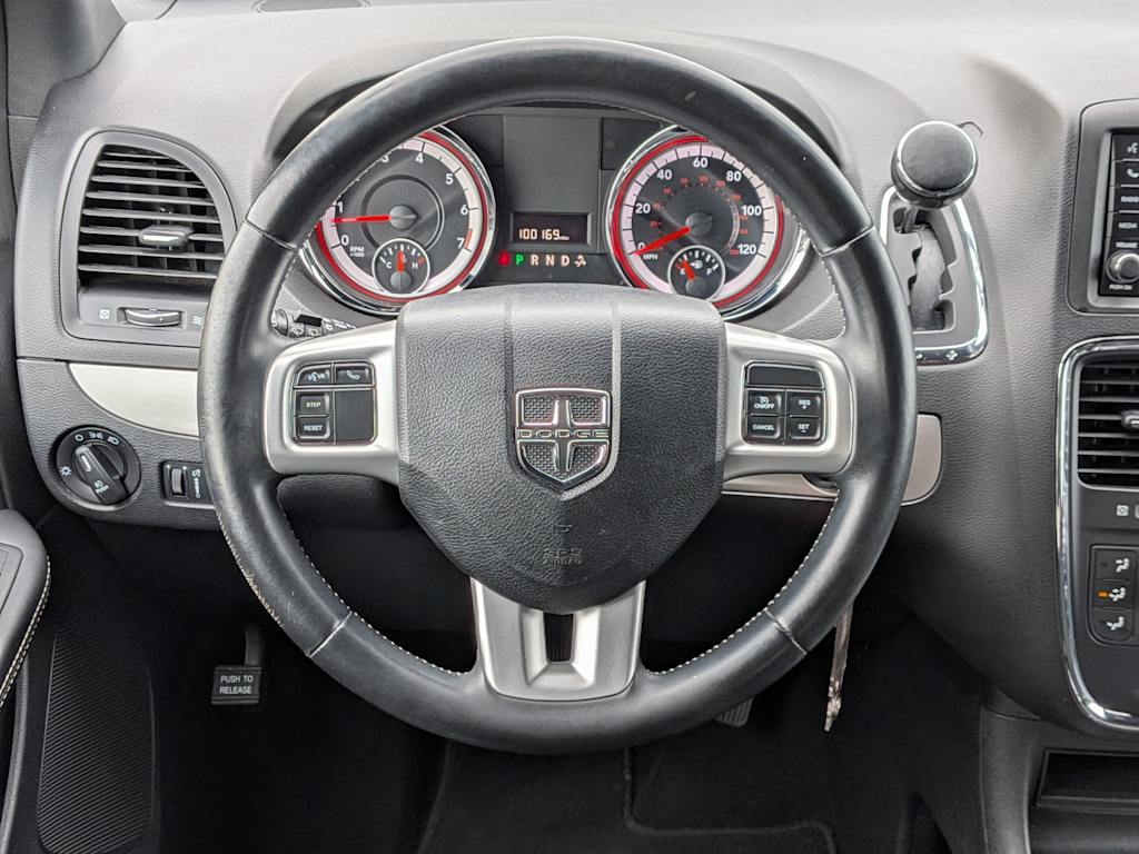 Thumbnail: 2015 Dodge Grand Caravan - 13